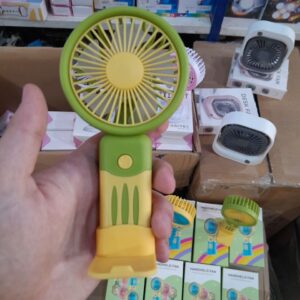 مروحة يدوية محمولة