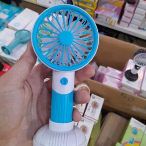 مروحة يدوية محمولة