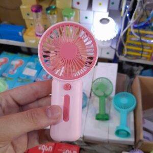 مروحة يدوية محمولة