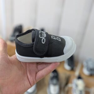 احذية اطفال