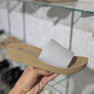 احذية نسائيىة