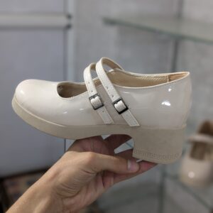 احذية نسائيىة